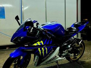 YAMAHA YZF-R125