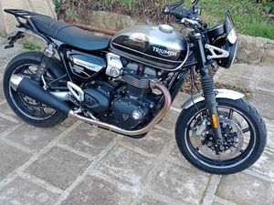 TRIUMPH SPEED TWIN 1200