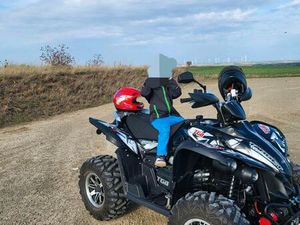 TGB TARGET 550 BAUJ.2017MIT SCHNEESCHIEBESCHILD UND LOF ZULASSUNG