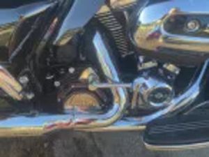 HARLEY-DAVIDSON FLHXS STREET GLIDE SPECIAL TOURING