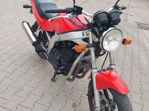 SUZUKI GS 500E