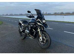 | TRIPLE BLACK | DEALER OND. | NW. BANDEN