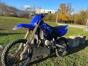 85 YZ
