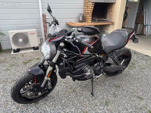 DUCATI MONSTER 821 STEALTH 2020 BRIDÉ A2