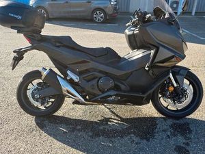 HONDA FORZA. 750. 2026