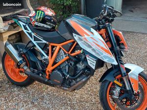 KTM 1290 SUPER DUKE R
