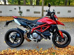 ② HYPERMOTARD 950