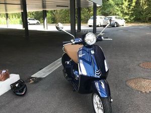 VESPA PRIMAVERA BLEU NUIT CUIR MARRON 2022