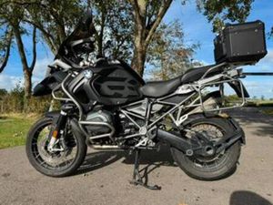 BMW R1200GS ADVENTURE 2016 TRIPLE BLACK TOPSTAAT AKRAPOVIC — MOTOREN | BMW — MARKTPLAATS