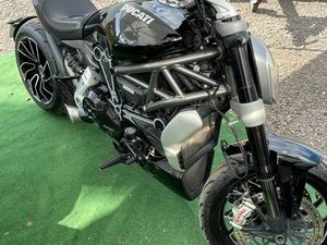 X DIAVEL S