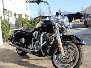 HARLEY-DAVIDSON ROAD KING (FLHR)
