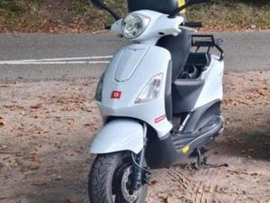 PIAGGIO DERBI BOULEVARD FLY SNOR SCOOTER — SCOOTERS | PIAGGIO — MARKTPLAATS
