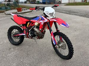 ENDURO HOMOLOGUÉ BETA 300 RR