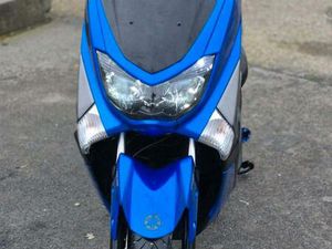 ② YAMAHA NMAX 125 CC ÉTAT NEUF !!!