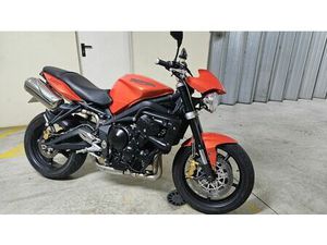 TRIUMPH STREET TRIPLE SANTA MARINHA E SÃO PEDRO DA AFURADA