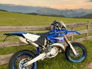YAMAHA YZ 125