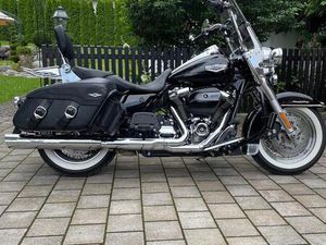 HARLEY-DAVIDSON ROAD KING CLASSIC