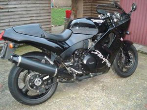 ② MOOIE TRIUMPH DAYTONA 900