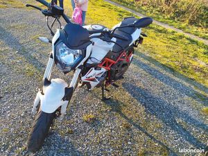 MOTO BENELLI 125