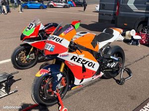 MOTO PISTE RÉPLIQUA MARQUEZ