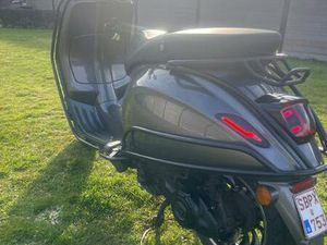 ② VESPA 50 CC SPRINT