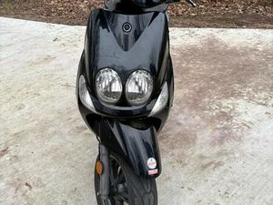 ② YAMAHA NEO 4TAKT 50 CC