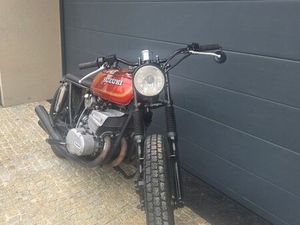 SUZUKI GT 380 CAFE RACER MACIEIRA DA MAIA