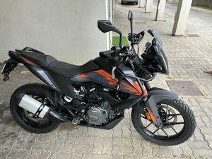 KTM 390 ADVENTURE SANTO ANTÓNIO DOS OLIVAIS