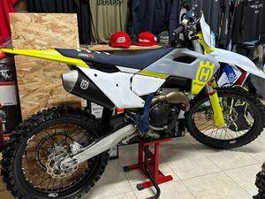 HUSQVARNA FC 250 MATRICULADA LEIRIA, POUSOS, BARREIRA E CORTES