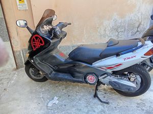 TMAX DEL 2001