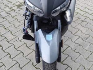 YAMAHA X-MAX 2016 ABS