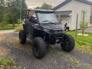 POLARIS RAZOR RZR 900