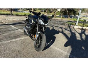 VENDO TRIUMPH STREET TRIPLE 765 RS (2023 - 25) USATA A ROMA (CODICE 9906005) - MOTO.IT