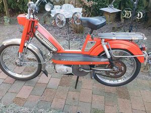 PEUGEOT 103 MOPED ZU VERKAUFEN
