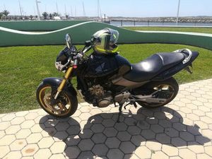 HONDA HORNET 600 OLIVEIRINHA