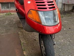 PIAGGIO HEXAGON 125 CCM 2T ( WER BIS 1 JANUER KOMMT 400€)