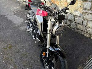CB125R