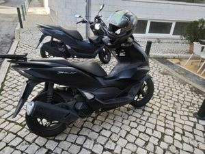 MOTO HONDA PCX 2023 CASCAIS E ESTORIL