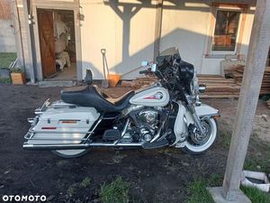 HARLEY-DAVIDSON FLHT ELECTRA GLIDE STANDARD
