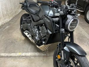 HONDA CB650R BLACK EDITION