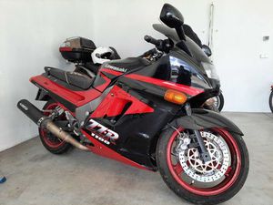 KAWASAKI ZZR1100 - UWAGA DOBRZELÓW
