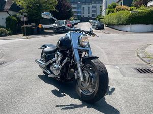 SUZUKI VL1500 INTRUDER CUSTOM