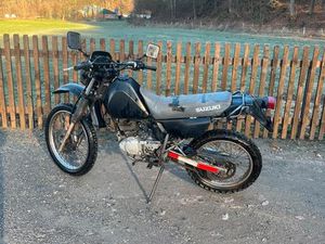 SUZUKI DR 125 SE MIT PAPIERE!