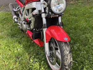 SUZUKI SV 1000 AKRAPOVIC SPROWADZONY ZAMIANA ZLOTORYJA