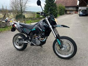 KTM 640 LC4 SUPERMOTO AKRAPOVIC
