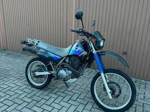 YAMAHA XT 350 REIFEN NEU, TÜV