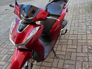 HONDA SH125AD TOP!!! RENTNERFAHTZEUG