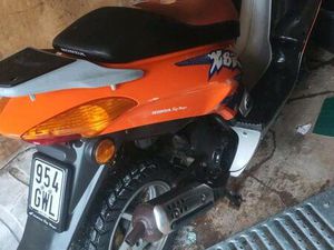 HONDA X8R FRONT VERKLEIDUNG FEHLT KEINE PAPIERE