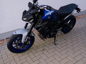 YAMAHA MT09