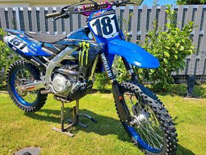 MOTOCROSS YZ450F